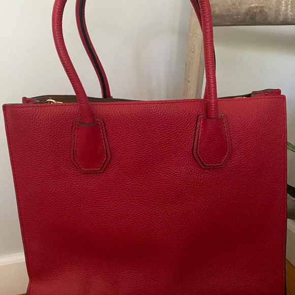 Micheal Kors Mercer Handbag - Picture 3 of 5